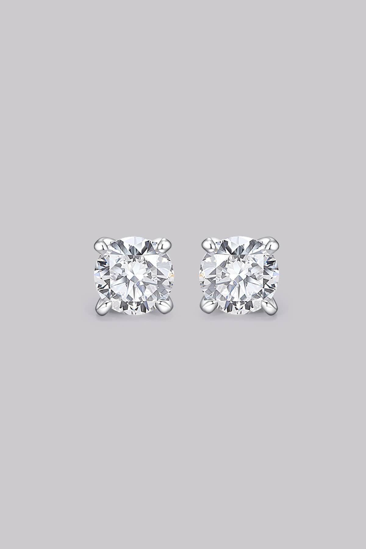 Round Diamond Stud Earrings